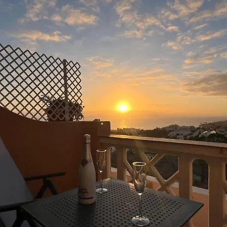 Ocean View Apartment *